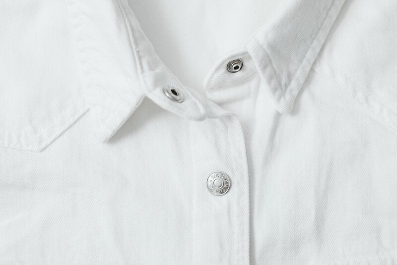 button down collar unbuttoned